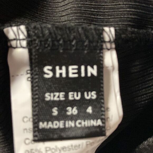 - #173 Bundle of four stretch knit crop tops - Picture 10 of 10